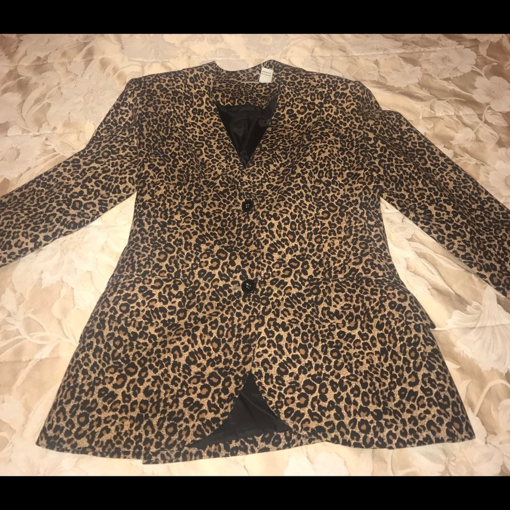 Leopard Print Blazer Size 6